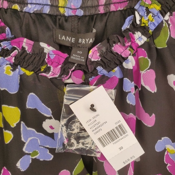 Lane Bryant Colorful Floral Mock Neck Cold Shoulder Lace Blouse Plus Size 20 NWT - Picture 8 of 8